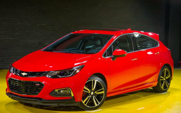 2026 Chevy Cruze Hatchback Specs